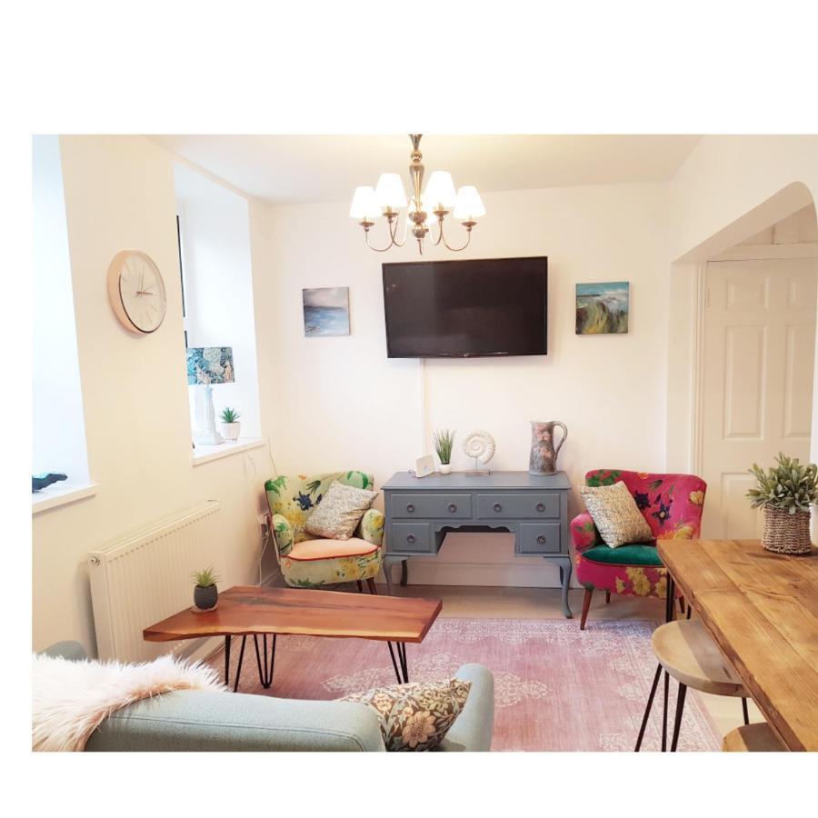 St Ives Apartment Private Parking With Garden 10 Minute Walk Into Town And Beach Dış mekan fotoğraf
